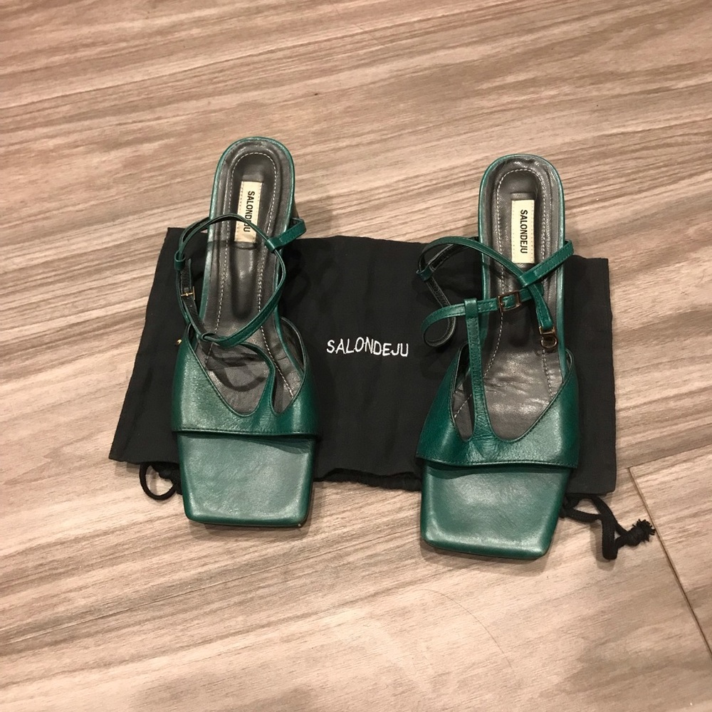 Salondeju sandals